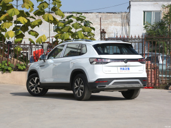 VW Tayron Deluxe Plus Advanced 330TSI